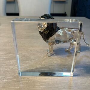 Glass Riser Stand Display Block Clear Polished Glass Solid 5x5x1 2.5 Lb Beveled